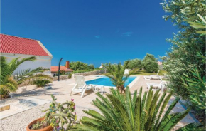 Отель Holiday home Rtina 24  Ртина